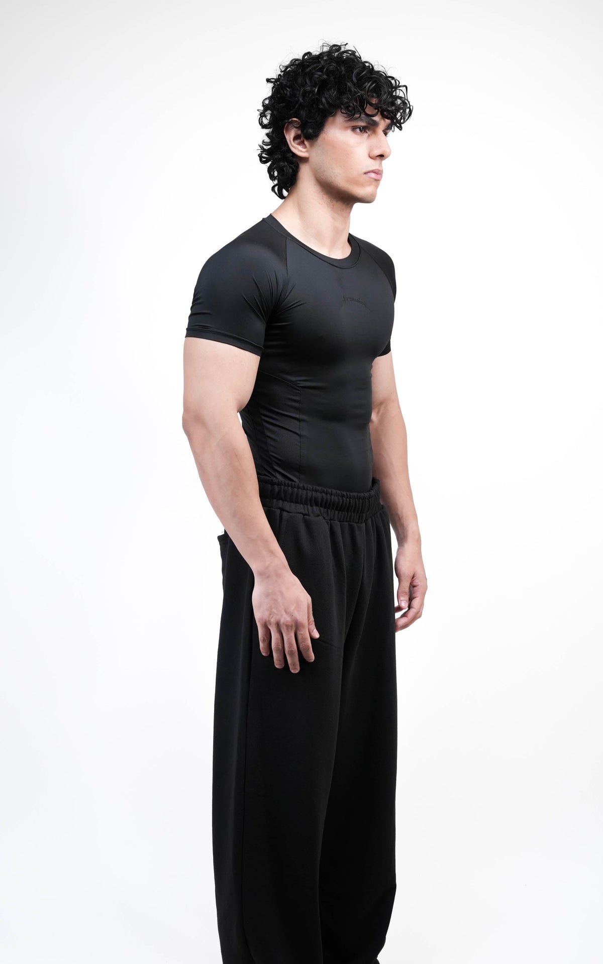 VANGUARD Series-01 Half Sleeves Compression