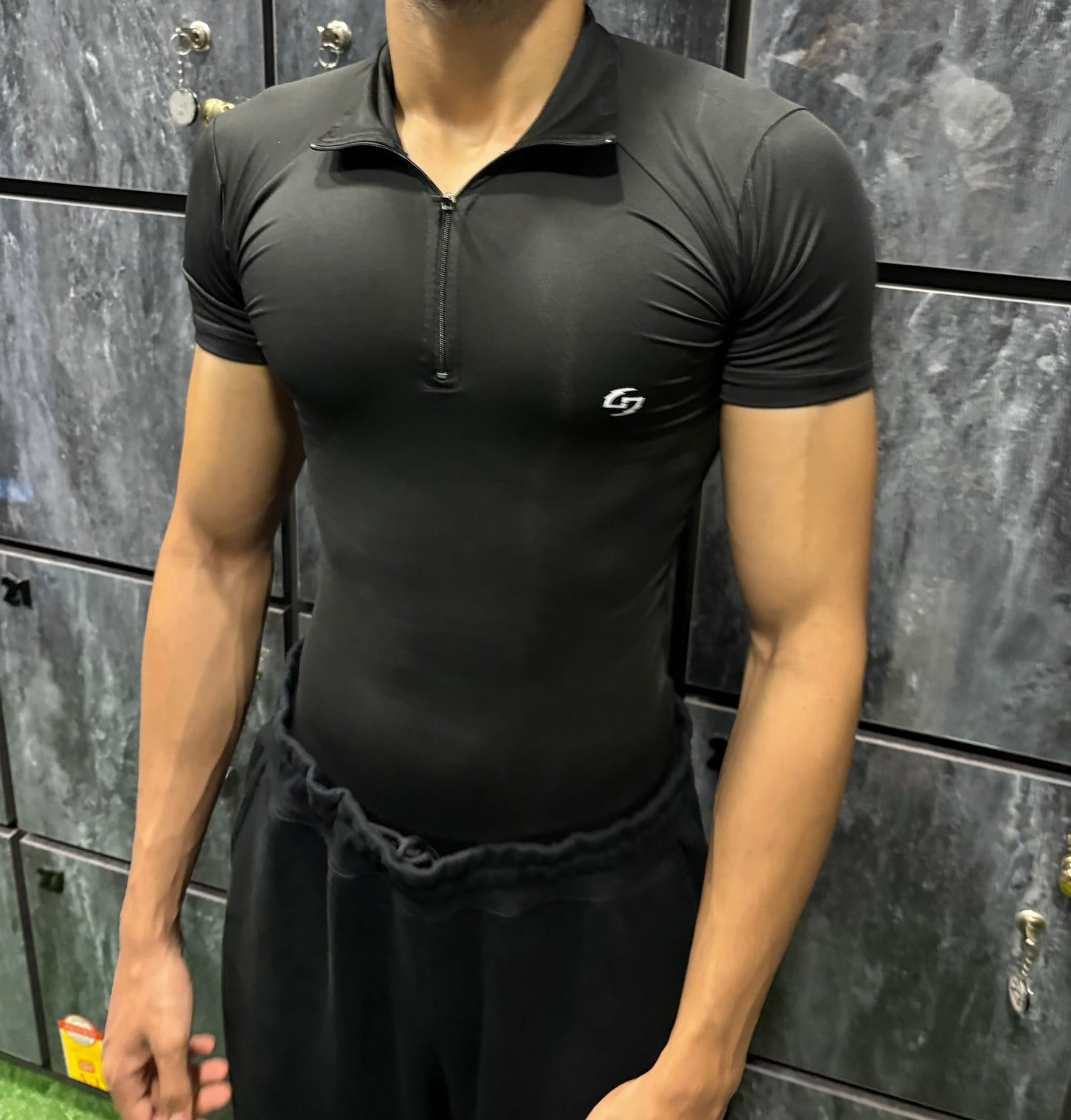 Essential Quarterzip